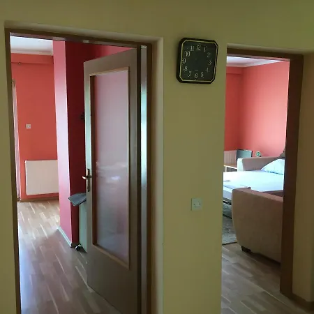 Red Apartman * Tuzla