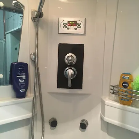 Red Apartman Guest house
